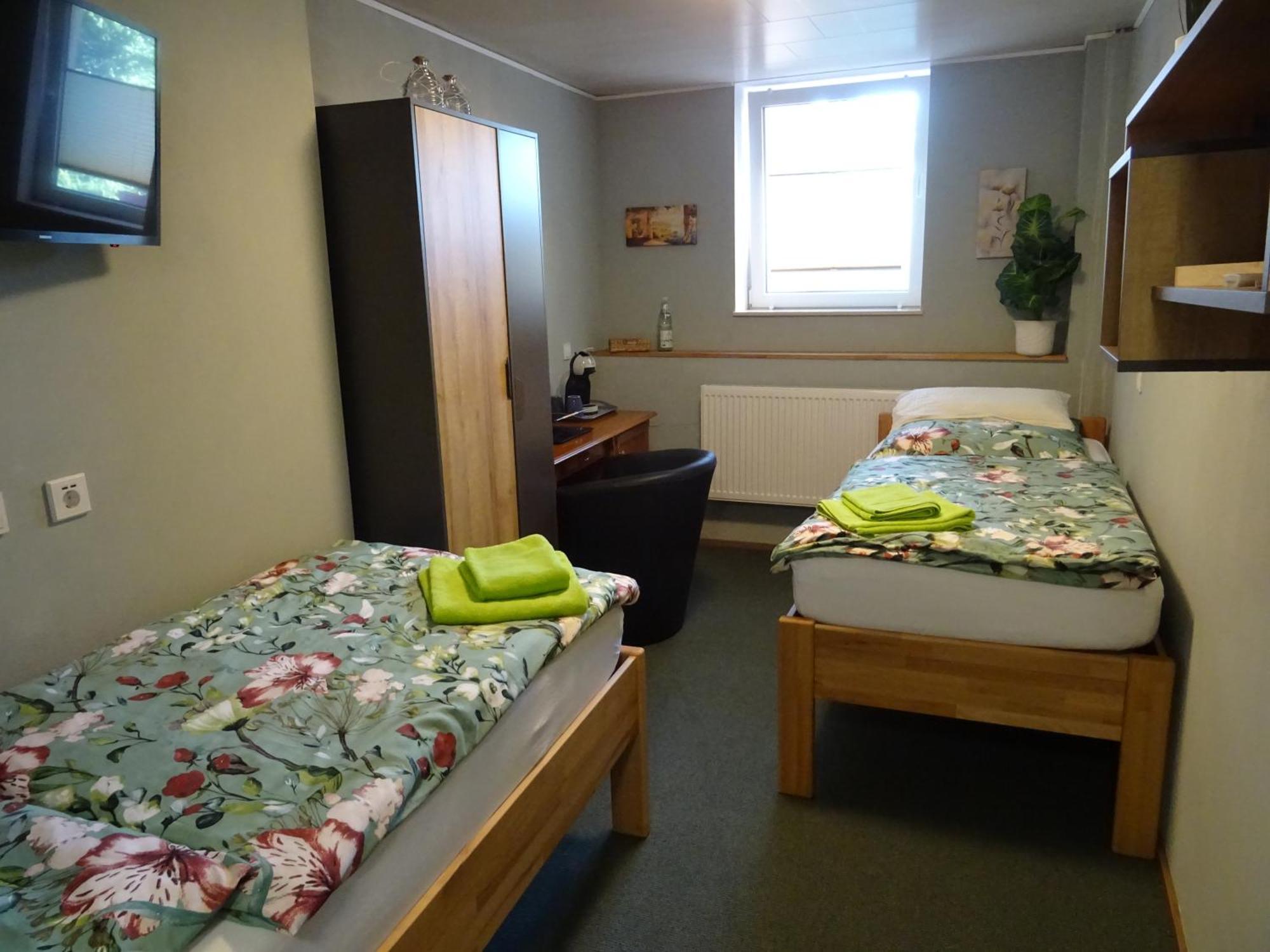 Pension Und Gaestehaus Paffrath Grossbrembach 外观 照片